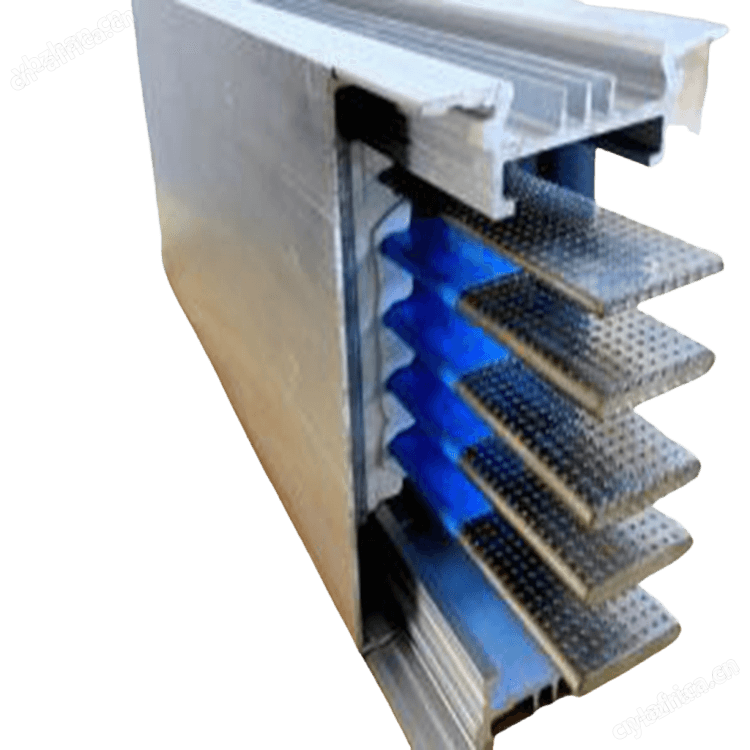 瓦楞型母线槽三相四线