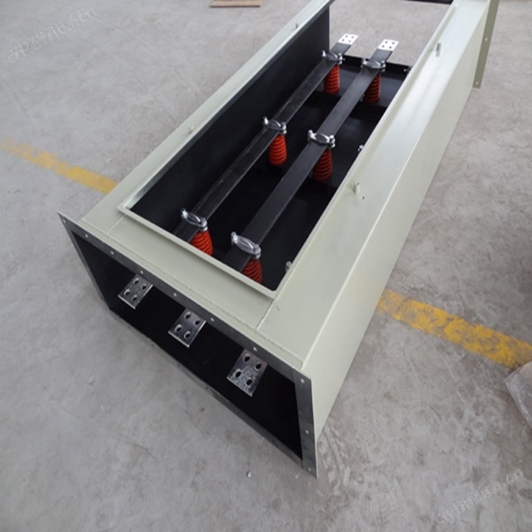 GEM-1200A/4P户外高压隔相母线槽